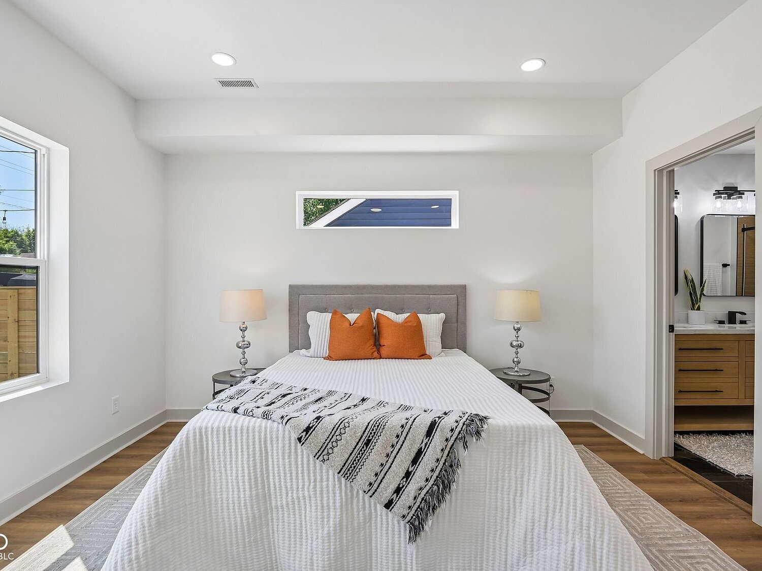 Bedroom with ensuite