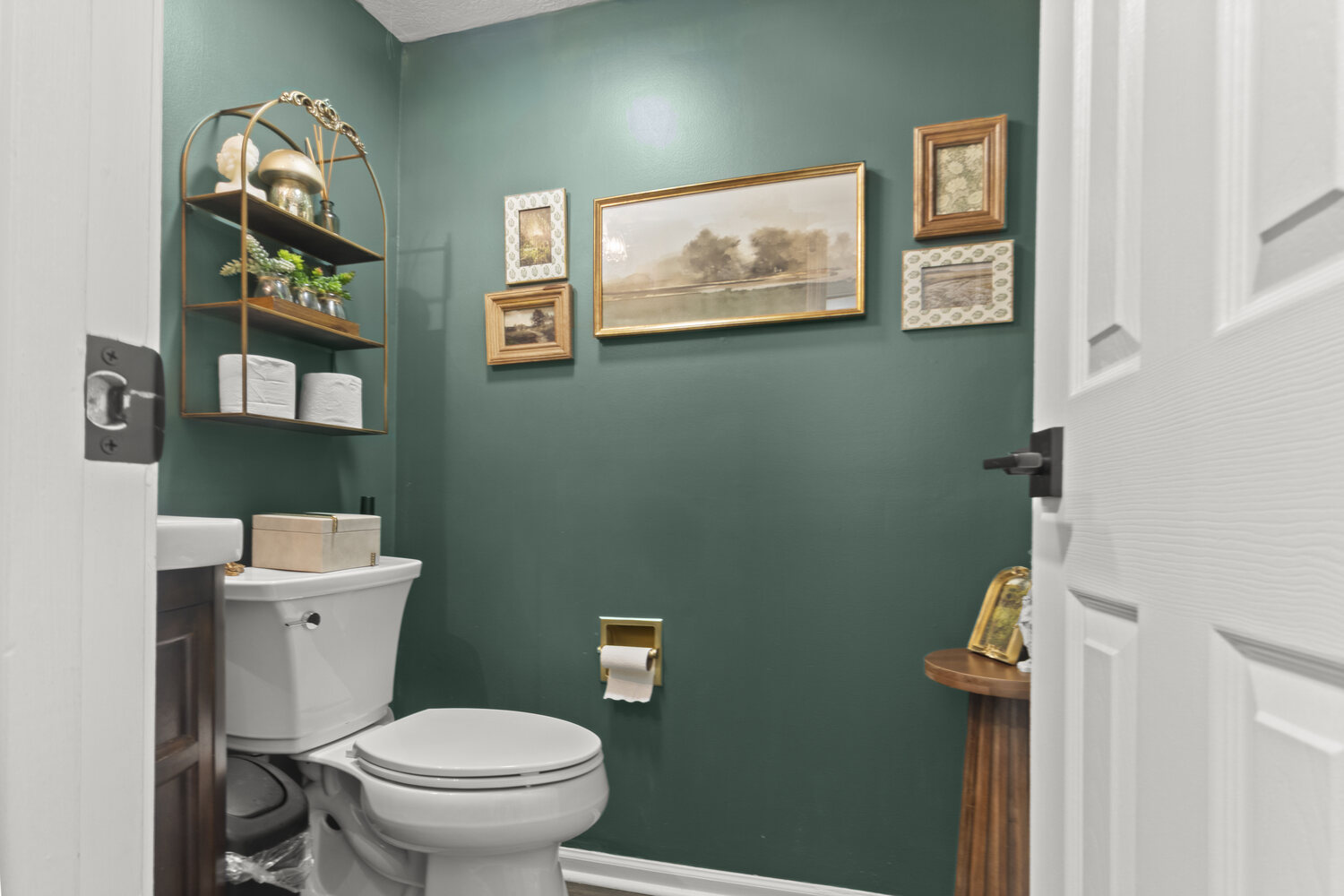 Bath detail