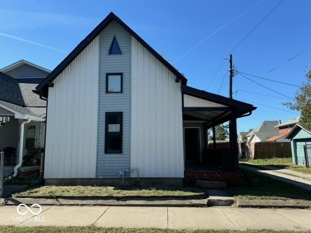 Sold home, central Indiana
